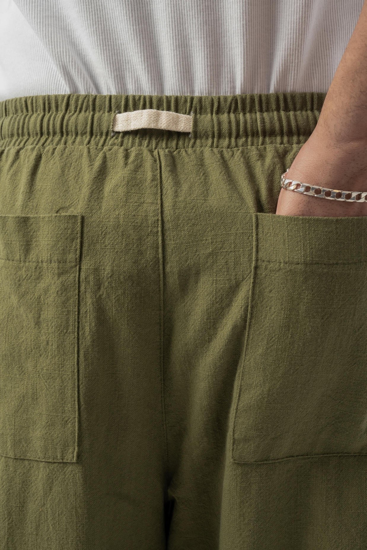 Linen Pleated Khaki Trousers