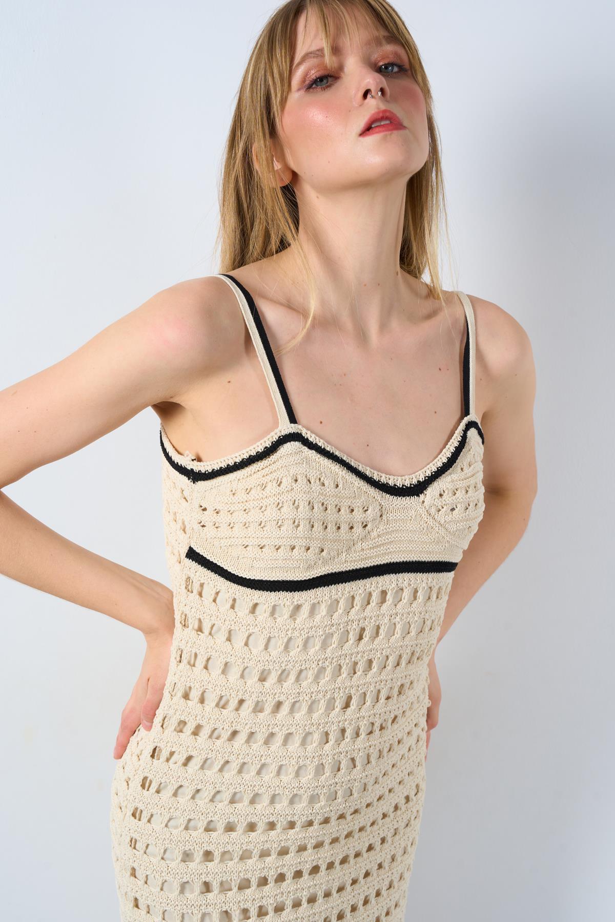 Sienna Knit Dress Ecru QU-TE231015