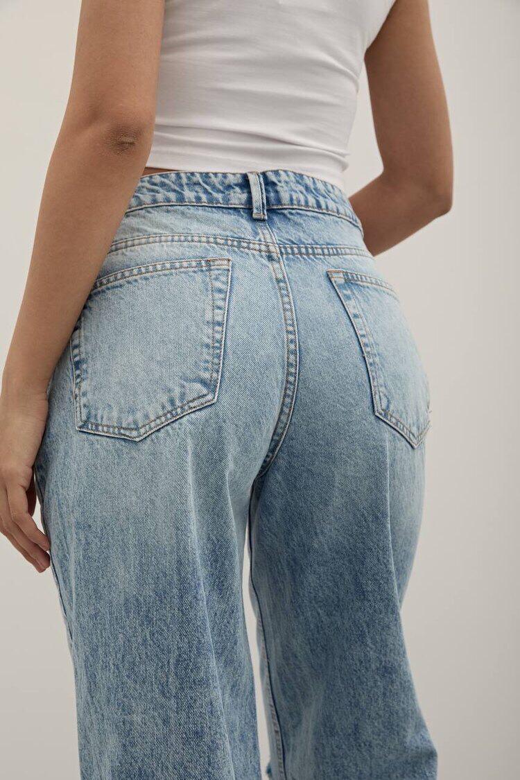 Loose Cut Jeans with Knee Ripped Detail
